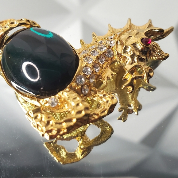 Stunning KJL Jelly Belly Sea Dragon Brooch - Picture 4 of 6